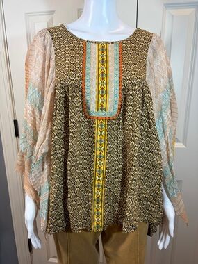 Ivy Jane Embroidered Peasant Top